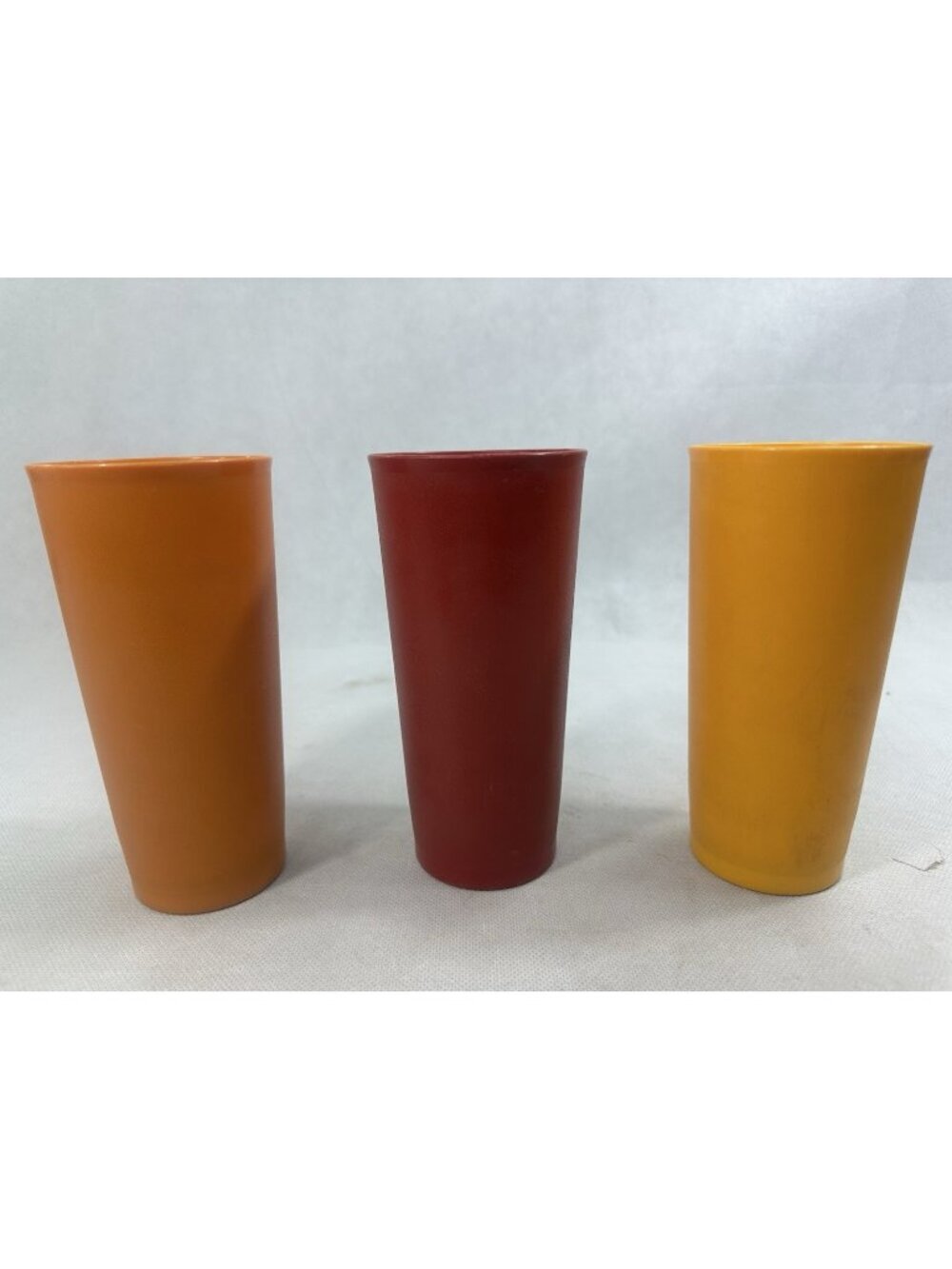 Vintage Set Of 3 Tupperware Tumblers 16 Oz Cups Read